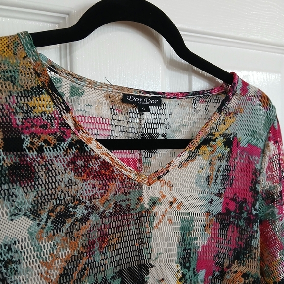 Dor Dor Couture | Mesh Knitting Bell Sleeve Boho Tunic Top Swim Coverup - Picture 8 of 9